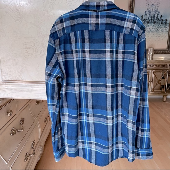 American Eagle Plaid Flannel Long Sleeve Button Down Shirt - Picture 7 of 16